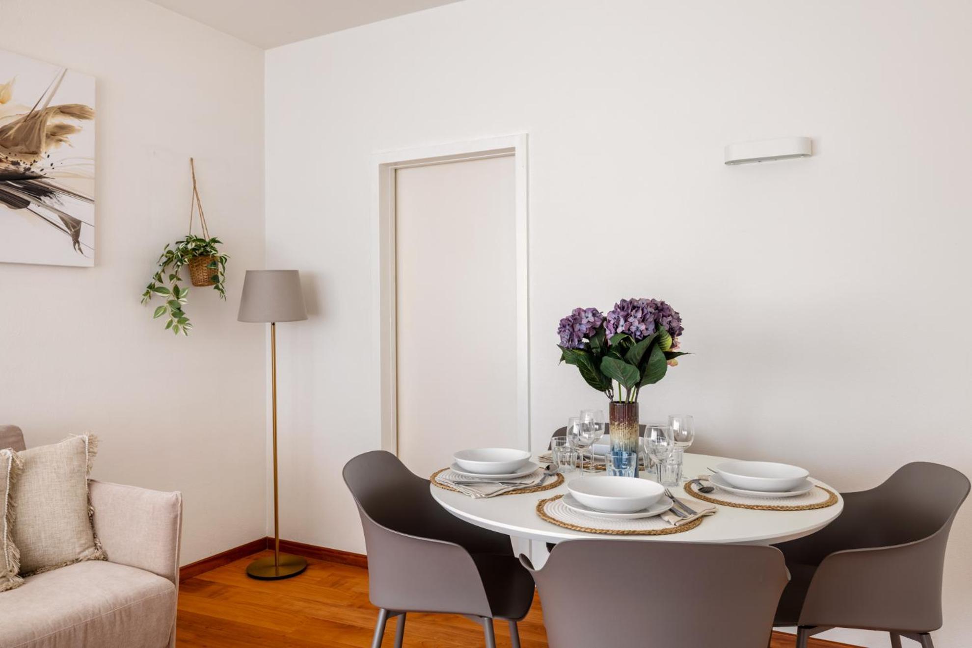 Lake Modern Suites - Free Parking Lugano Exterior foto